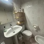 Privat bolig 3 Tercera Planta Sin Ascensor No Es Piso Entero! Compartir Bano Y Cocina !