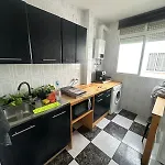 Privat bolig 3 Tercera Planta Sin Ascensor No Es Piso Entero! Compartir Bano Y Cocina ! Fuengirola