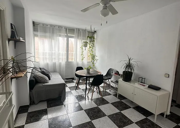 Séjour chez l'habitant Habitación 3 Tercera Planta Sin Ascensor No és Piso Entero! Compartir Baño Y Cocina ! *