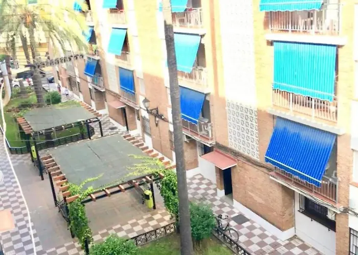 3 Tercera Planta Sin Ascensor No Es Piso Entero! Compartir Bano Y Cocina !